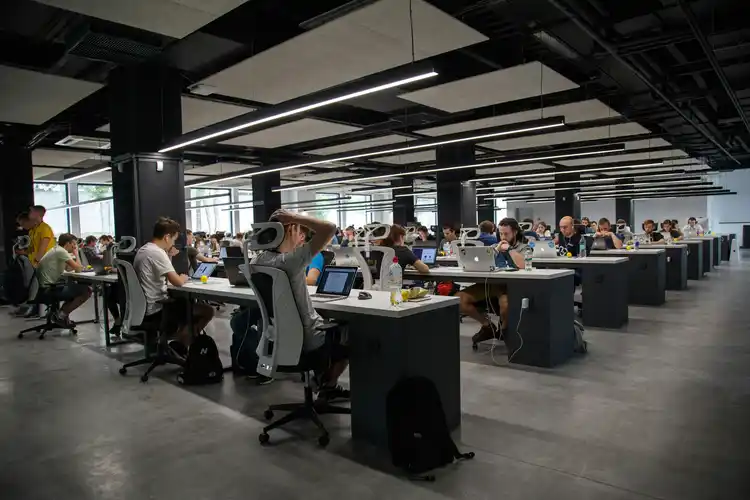 Embracing AI for Competitive Advantage in Business